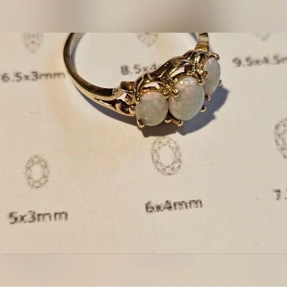Elegant 14K Yellow Gold Triple Opal Ring - Picture 14 of 16